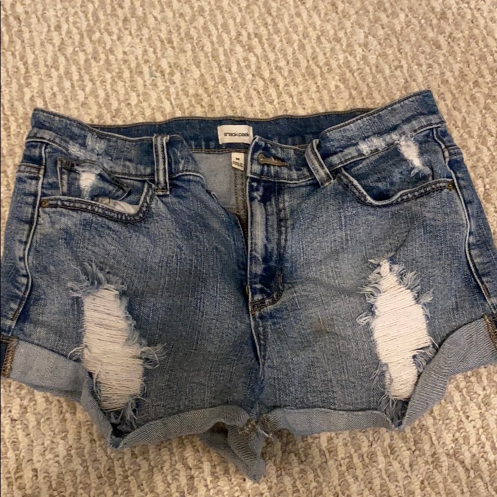 rolled denim shorts